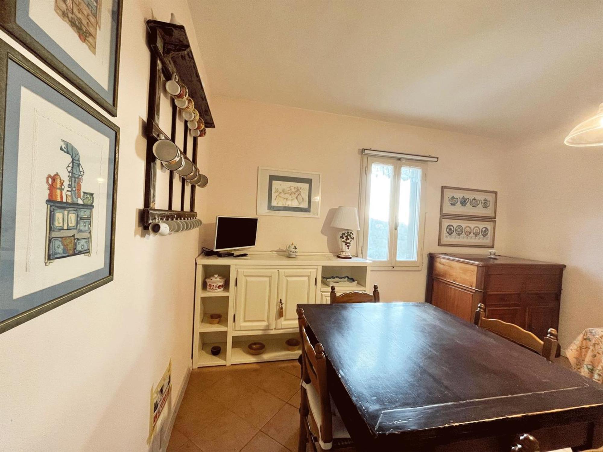 Casa Vacanze L'Acquerello Lari Eksteriør bilde